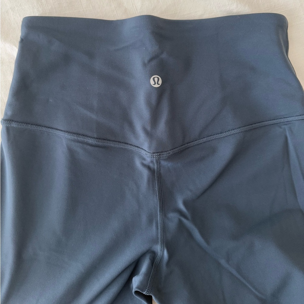 Lululemon Mini Flare - sz 6